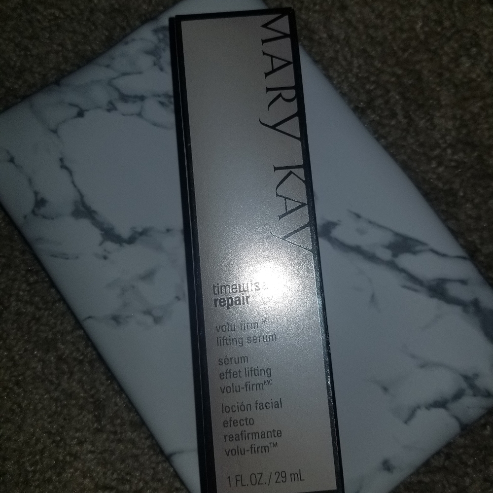 Volu-firm lifting serum Timewise repair